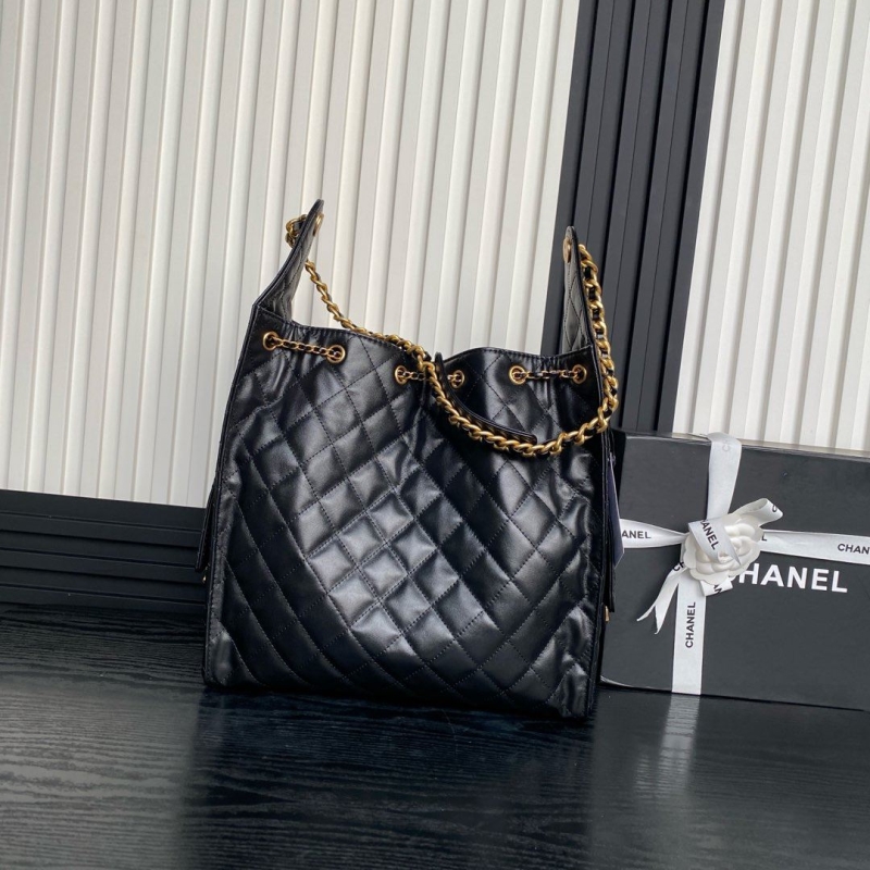 Ch**el 25c hobo bags